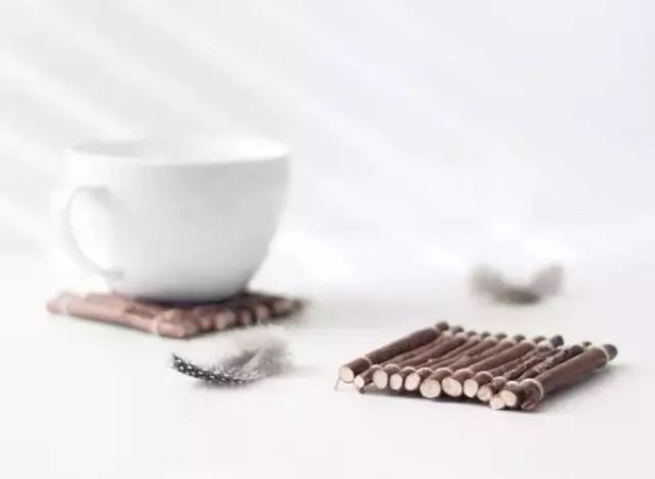 Teach you how to make tea coasters from branches