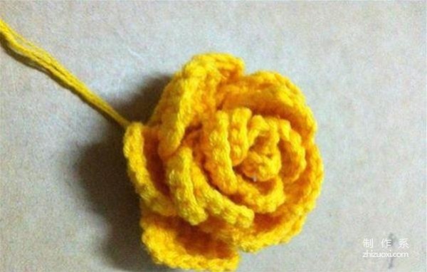 Hand-crochet a beautiful flower to add a unique style to your life.