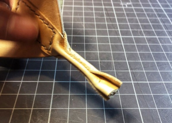 Making basic leather flip-flops (with drawings)