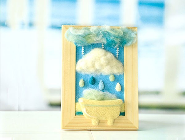 Appreciate the beautiful blue sky and white clouds photo frame made by DIY using wool felt