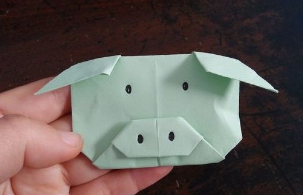 Cute pig head origami tutorial teaches you how to fold a pig head