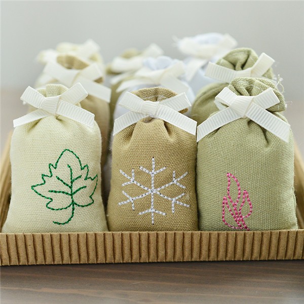 Handmade embroidery DIY fabric fresh sachet works