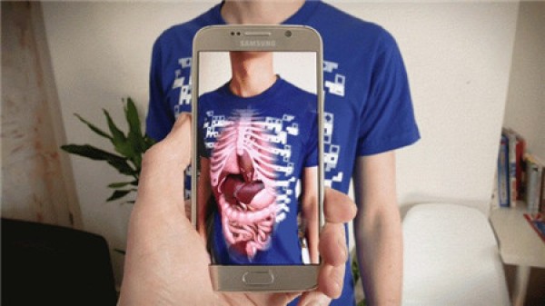 Virtuali-tee T-shirt that can see through organs