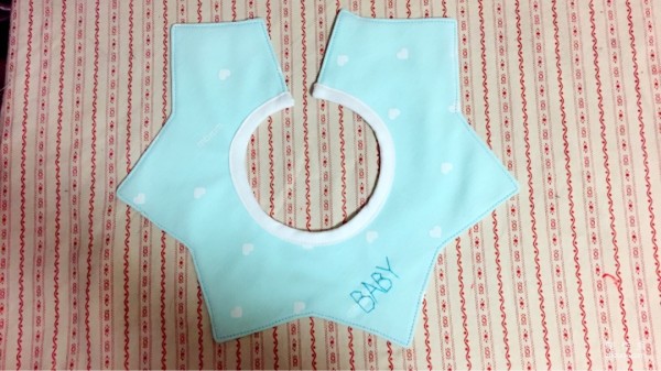 Handmade fabric making tutorial, handmade patchwork making method of 360-degree anti-slobber star saliva towel baby bib