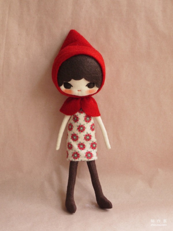 These dolls are so cute and easy to make. A guide to sewing doll stitches is included.