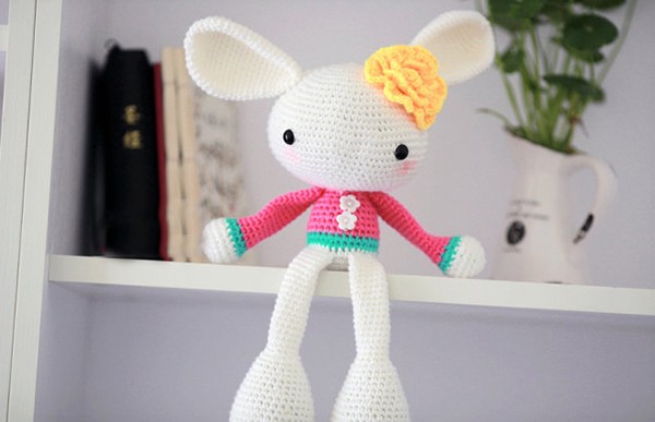 Little Rabbit’s creative handmade DIY crochet products