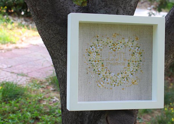 Cross-stitch bead embroidery wedding anniversary gift green heart-shaped photo frame product appreciation