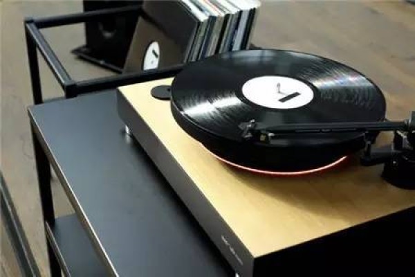 antigravity record player