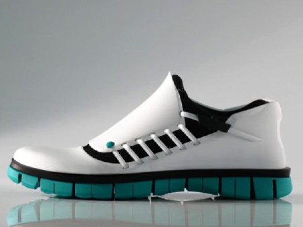 Simple and creative running shoes