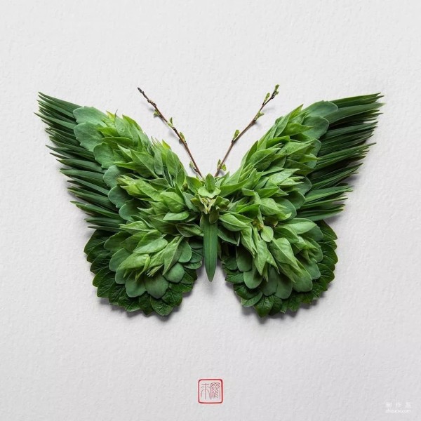 Make an insect world out of petals and leaves