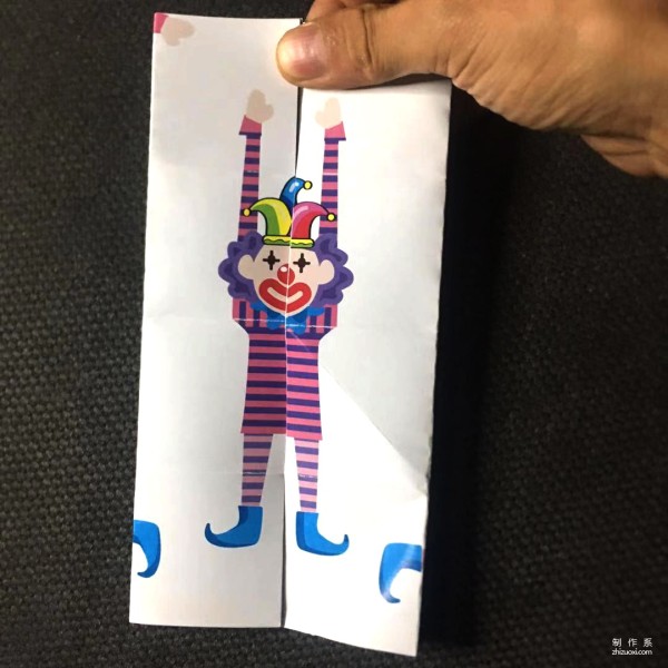 Fun origami toys for children, it’s fun to make an animated clown that can transform into a clown!