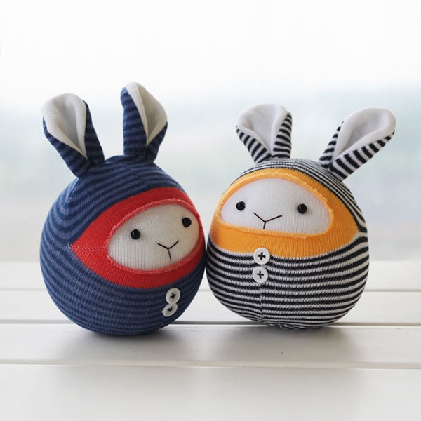 Use your socks to DIY a super cute baby rabbit fabric doll