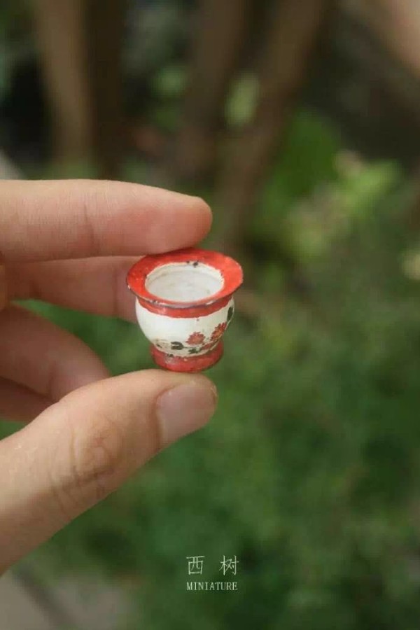 A young man from Beijing rebuilt a miniature old Beijing city