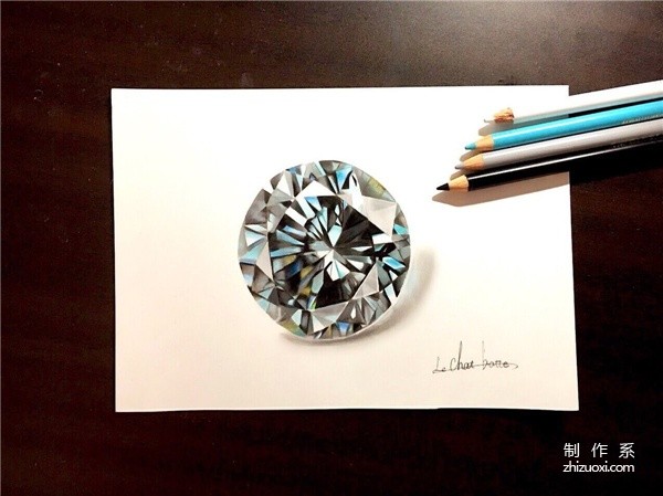 15-year-old Japanese genius painter uses pencil to draw ultra-realistic gems