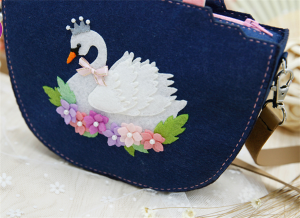 Appreciation of hand-sewn fabric DIY non-woven bag products