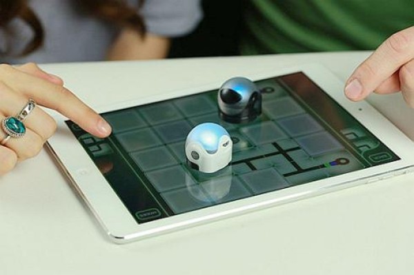 Ozobot line game intelligent robot