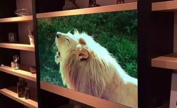 Transparent TV becomes a piece of glass when turned off