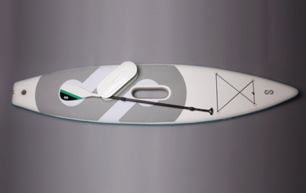 Electric surfboard self-inflating