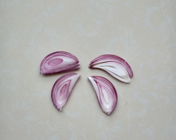 A complete collection of beautiful and simple handmade stickers to make butterflies using onions and leaves