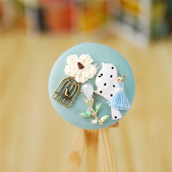 Forest style bird and flower birdcage forest girl hook thread corsage