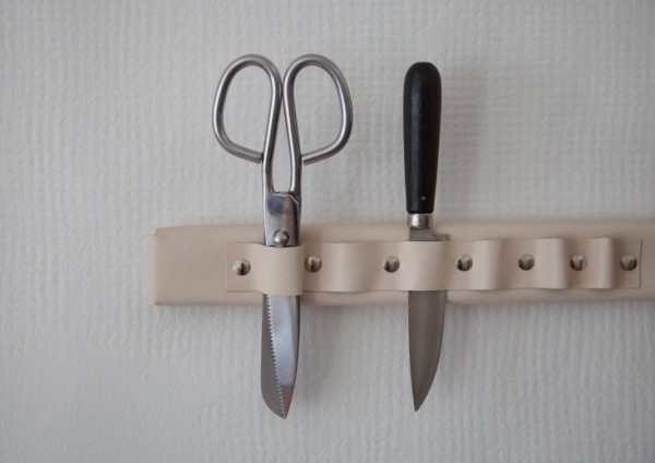 DIY Wall Mounted Leather Knife Rack (Tool Rack)