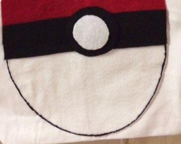 How to make a Poke Ball Tote Bag