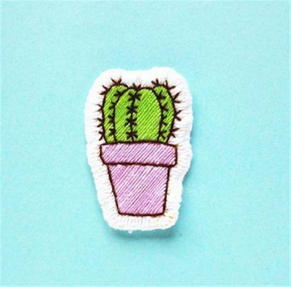 Appreciation of creative small embroidery and fresh handmade DIY embroidery products