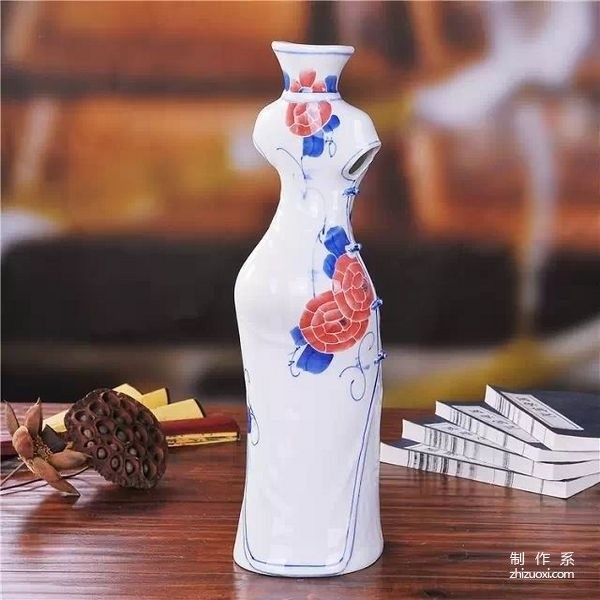 Creative Chinese style, when cheongsam meets blue and white porcelain