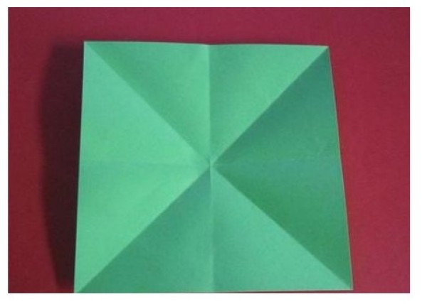 Detailed folding method of Christmas tree