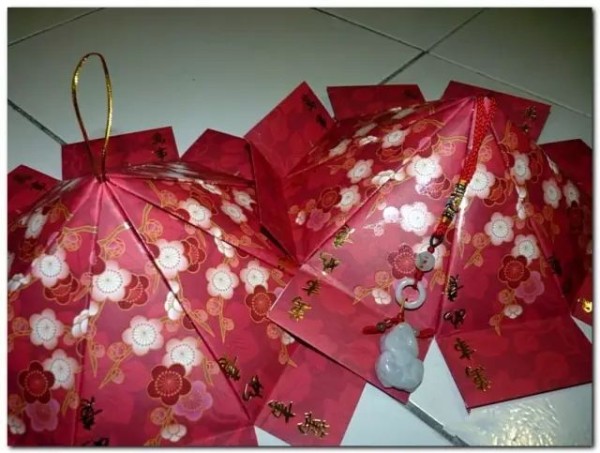 How to make red envelopes for Lantern Festival by hand