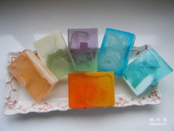 Share the making methods and recipes of 8 special essential oil handmade soaps