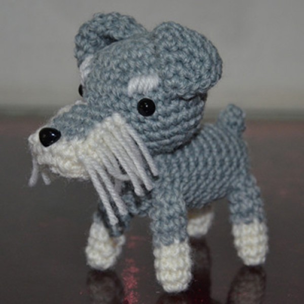 Appreciation of handmade DIY woolen crochet cute dog doll products