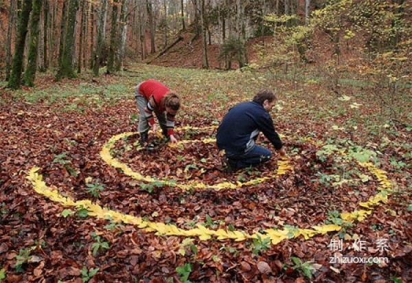 Artworks that use nature as their canvas