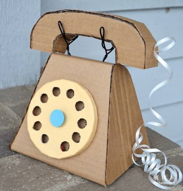 The express box is wonderfully reused and you can DIY toys with your children!