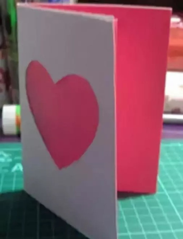 Illustrated tutorial for DIY production of National Day love handmade greeting cards