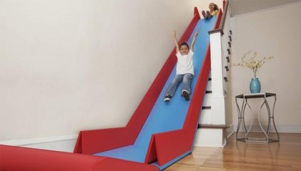 Folding indoor corridor slide