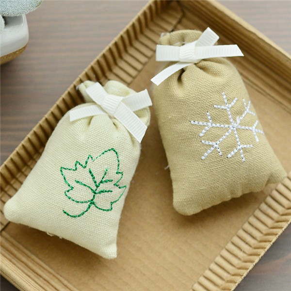 Handmade embroidery DIY fabric fresh sachet works