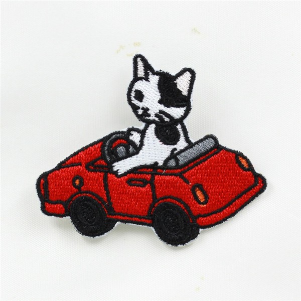 Exquisite and creative hand-embroidered DIY driving cat cloth patch