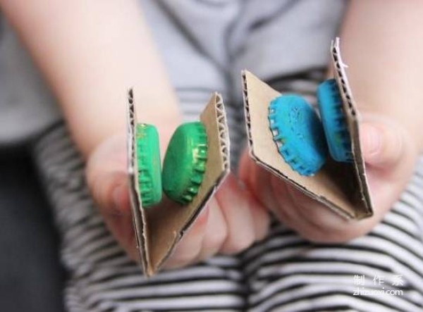 The express box is wonderfully reused and you can DIY toys with your children!