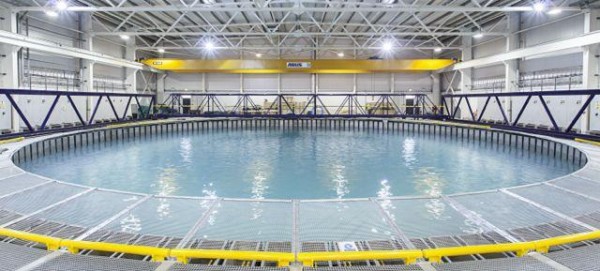 University of Edinburghs realistic wave simulation pool