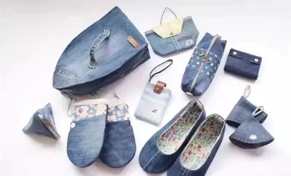 Old jeans turned into cotton slippers, I regret not seeing it sooner!