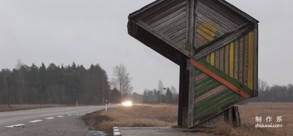 It’s so artistic. It turns out that bus stops can be so beautiful!