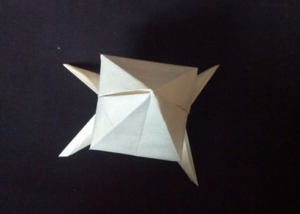 Simple origami for children How to fold a peach