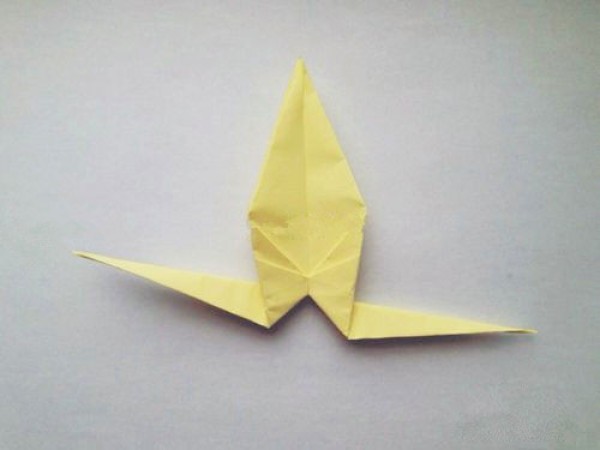 Animal origami-dragonfly making steps