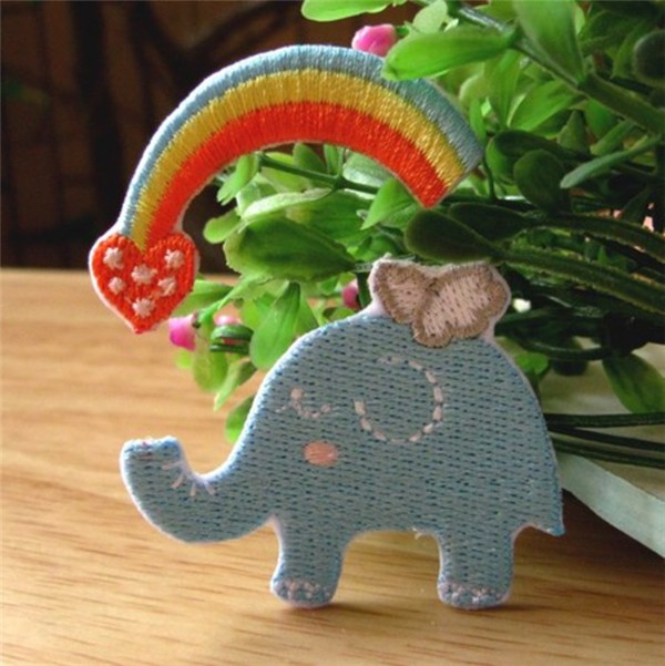 Elephant spraying water under the rainbow of love hand-embroidered DIY creative cloth patch