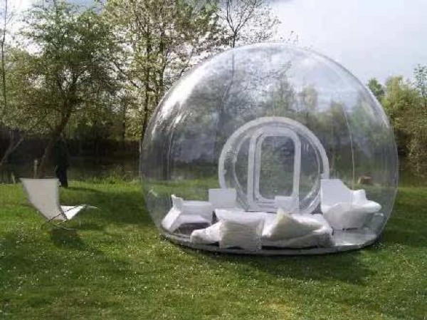 Fully transparent bubble tent