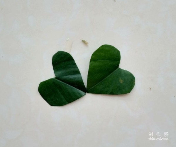 Simple handmade collage making for children, how to make handmade collage of leaf clover