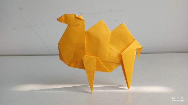 Paper art hand-made origami art, animal origami cute version of camel HD hand-made origami illustrated tutorial