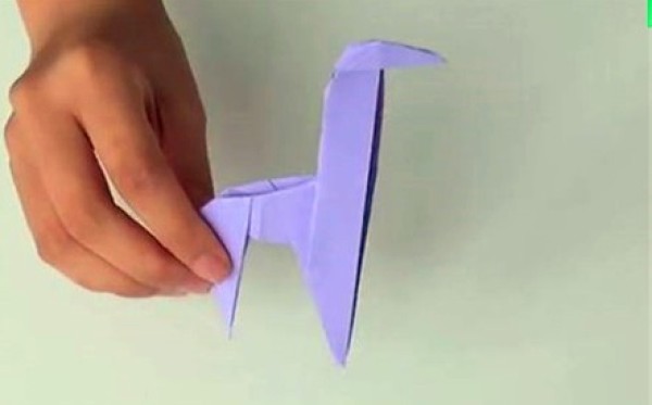 Animal origami-how to fold a giraffe teaching illustrations