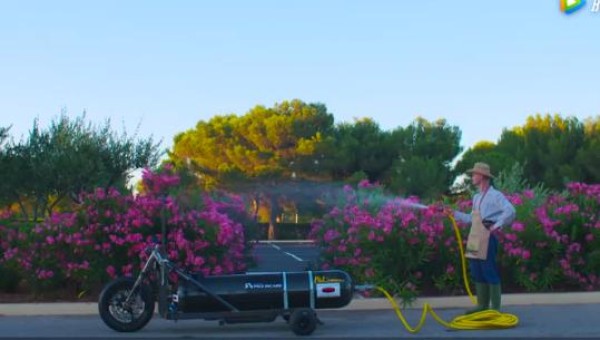 Hydro-powered jet bike with a speed of 260 kilometers per hour